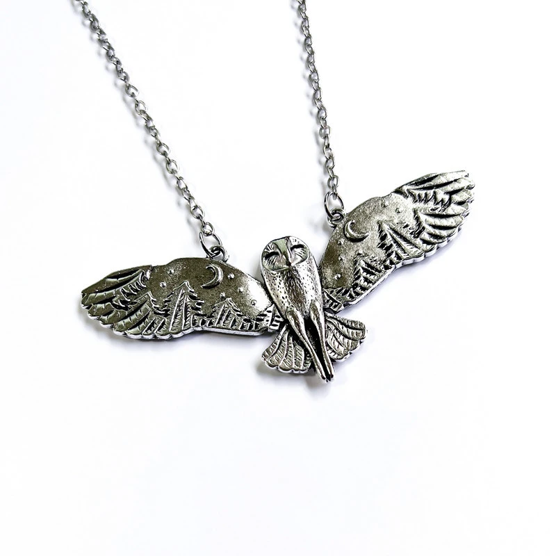 Owl Flying Personality Necklace Pendant Jewelry