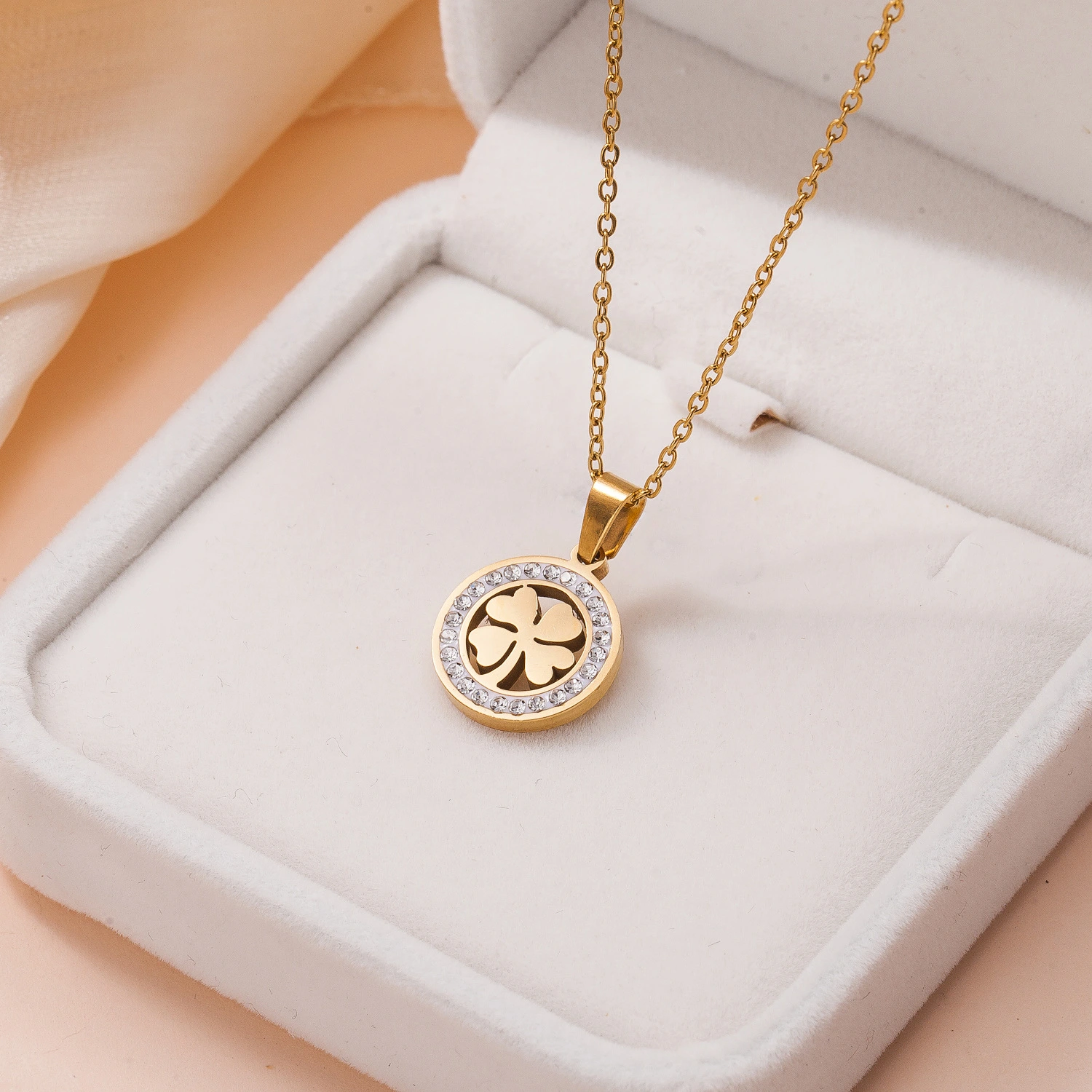 Round Hollow Titanium Steel Pendant Clavicle Chain
