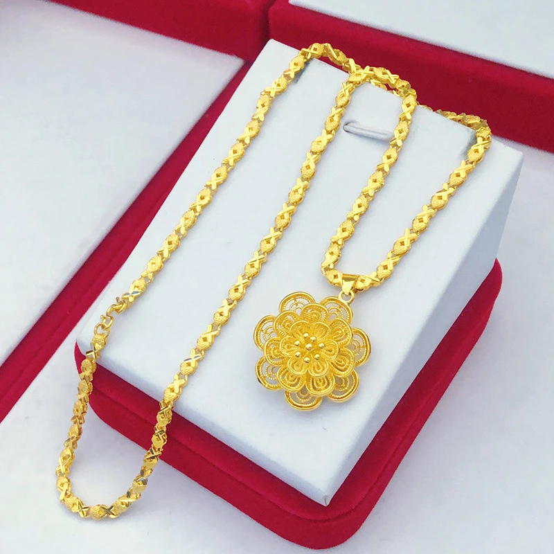 Women's Imitation Gold Four-leaf Clover Large Flower Gold Necklace