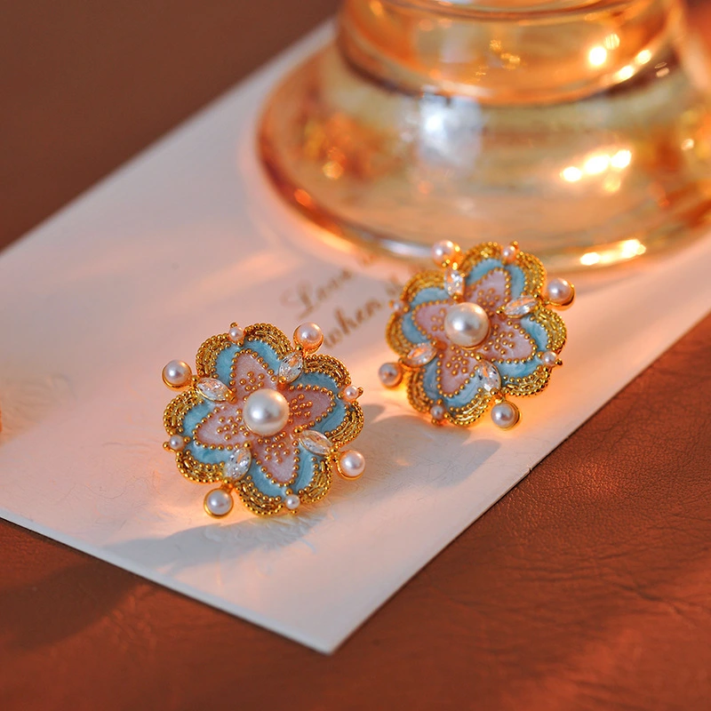 New Chinese-style Retro Chic Painted Earrings