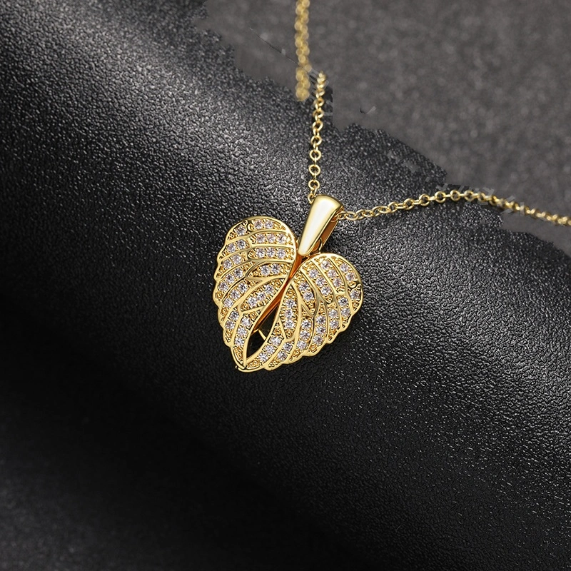 Stainless Steel Heart-shaped Wing Open-and-close Pendant