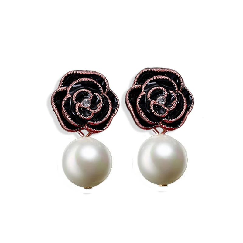 Flower Pearl Earrings Retro Temperament
