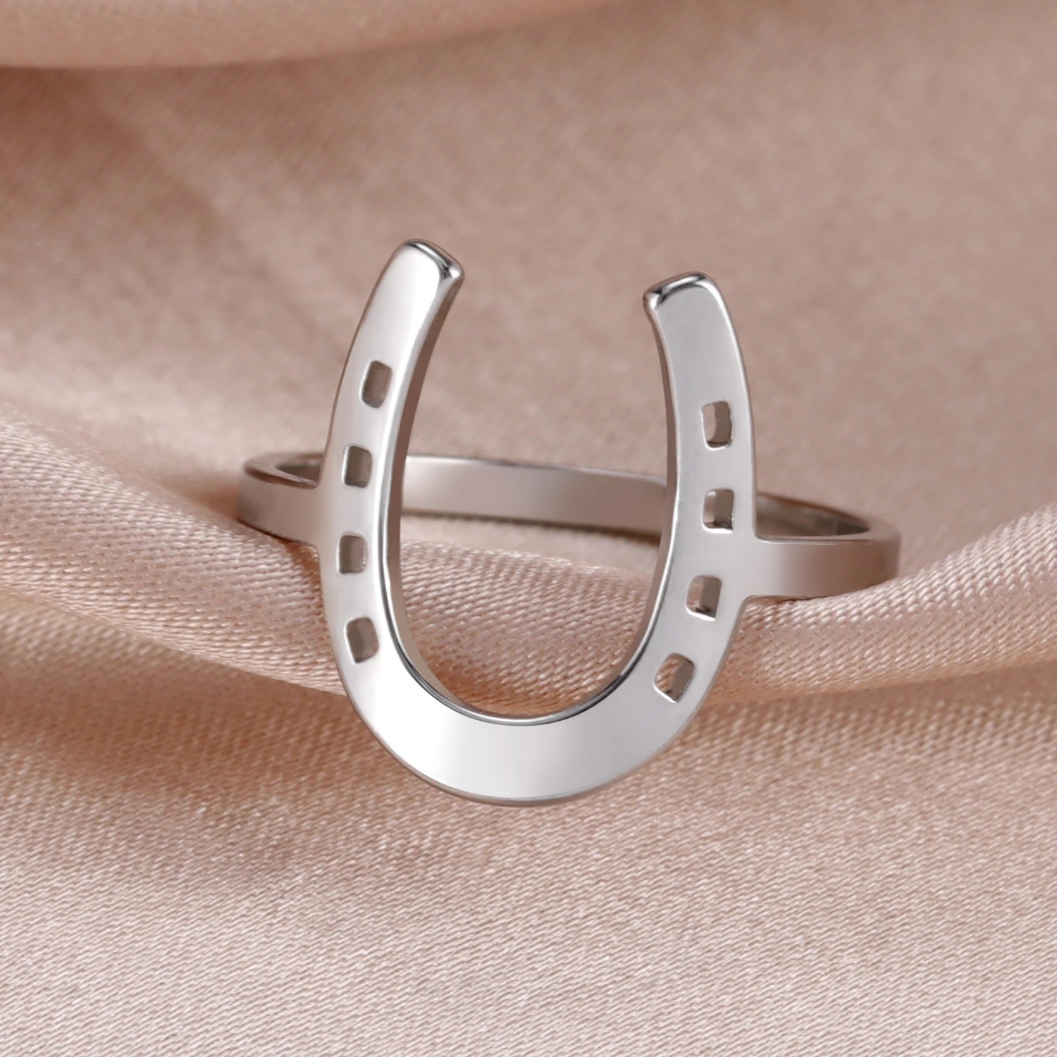 Titanium Steel Personality Simple Horseshoe Ring Fashion