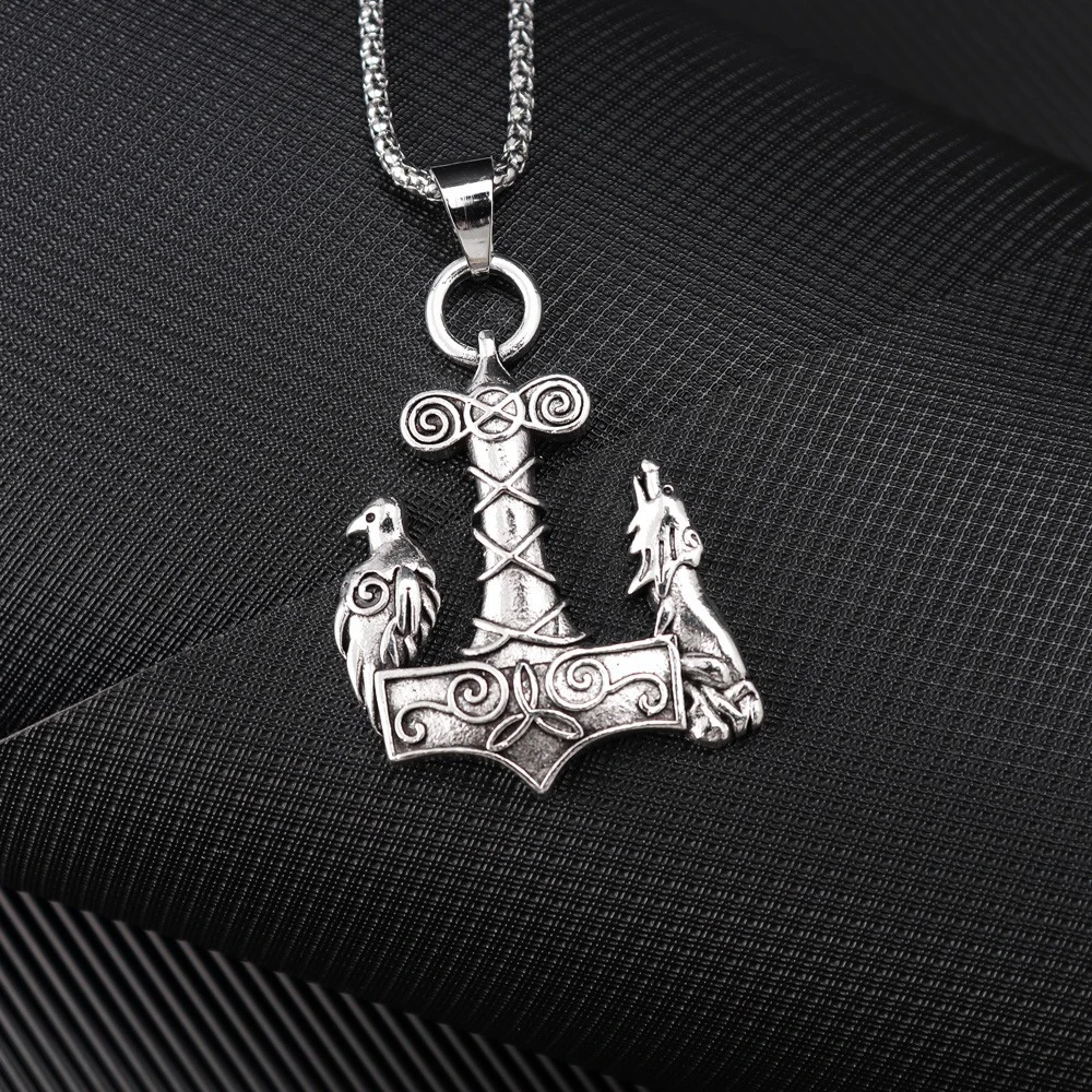 Nordic Scandinavian Viking Wolf Hanging Necklace