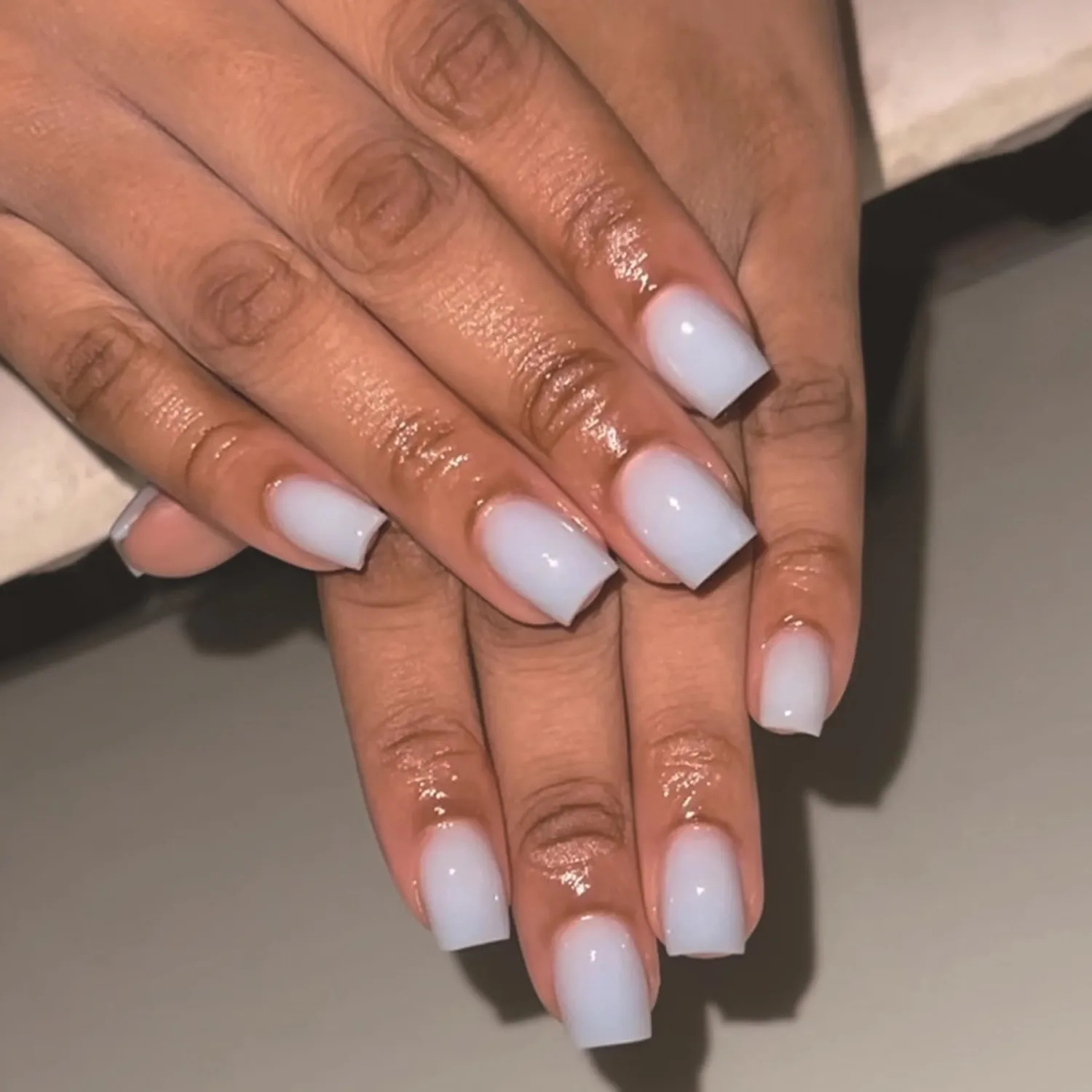 MERVF Square Press on Nails Short White Glue ons Nail with Solid Color Design Acrylic Squoval Fake Nails 24pcs Glossy