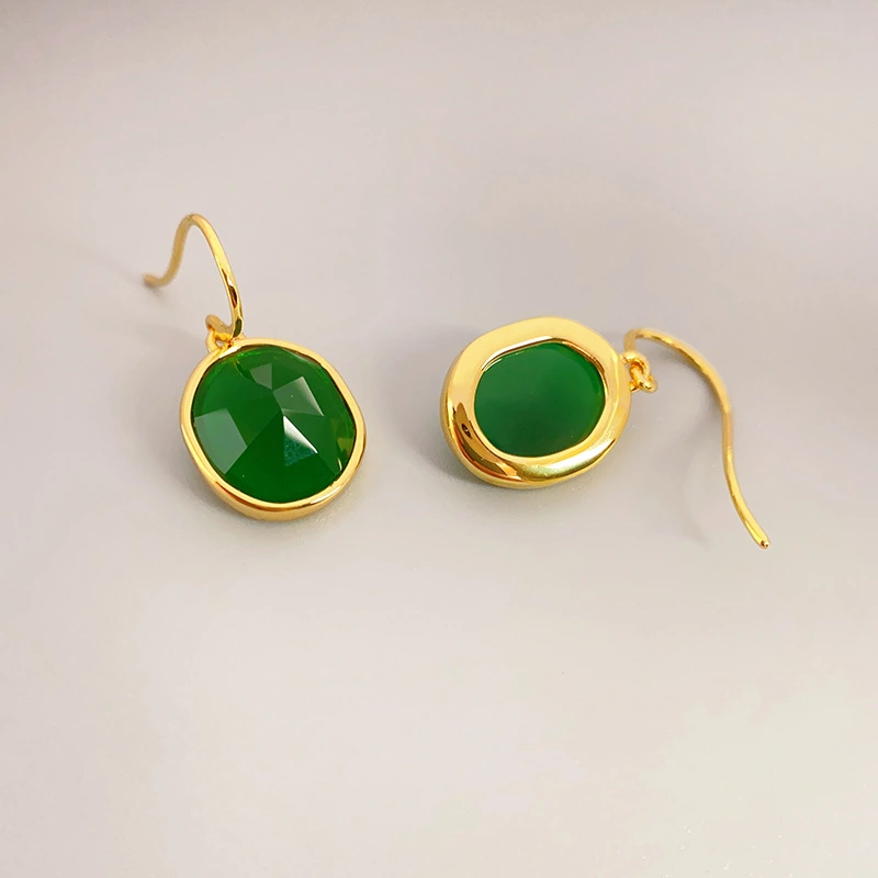 European And American-influenced Emerald Jade Ear Hooks