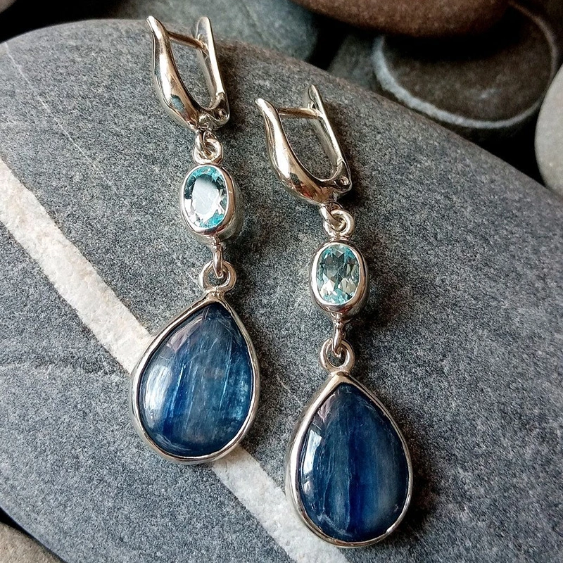 Drop Shaped Blue Gem Earrings