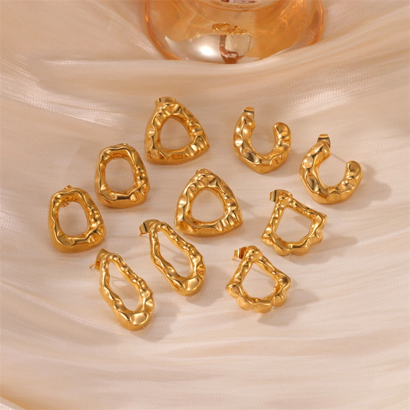Retro Geometric Minimalist Fashion Earrings With A Stylish Design