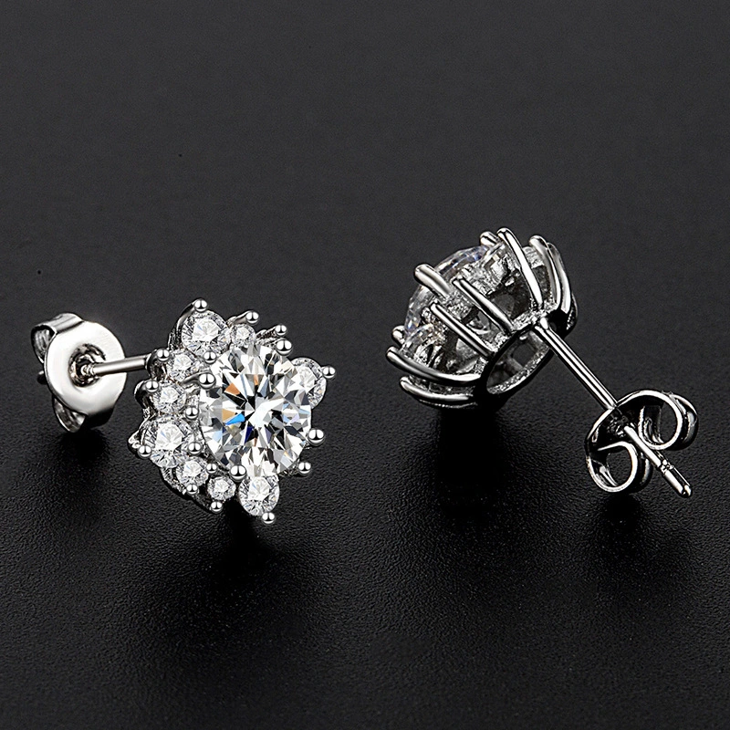 Sterling Silver Needle Moissanite Simple Flower Stud Earrings