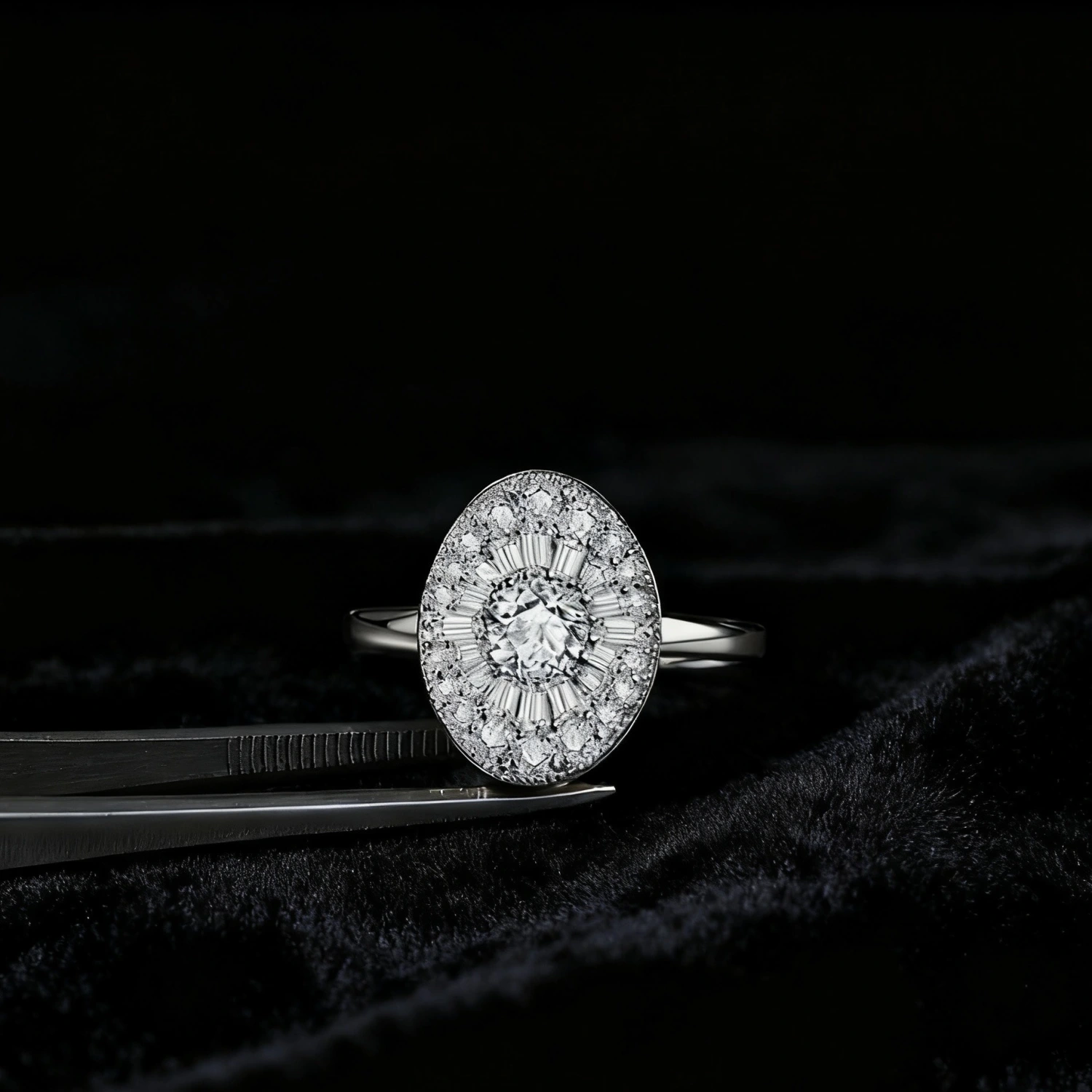 Oval Ring For Men And Women 5A Zircon Closed Band