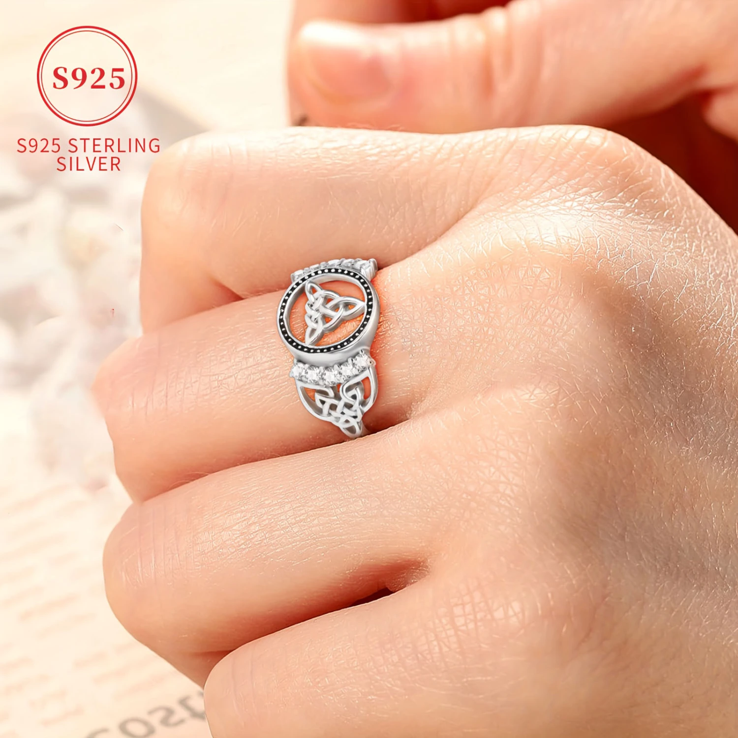 Women's Fashion Personalized Retro Victoria Ring