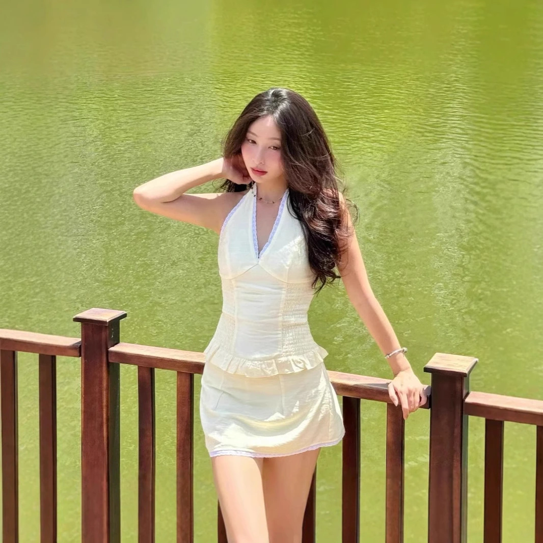 V-neck Strap Halter Vest And Sheath Skirt Two-piece Set For Women