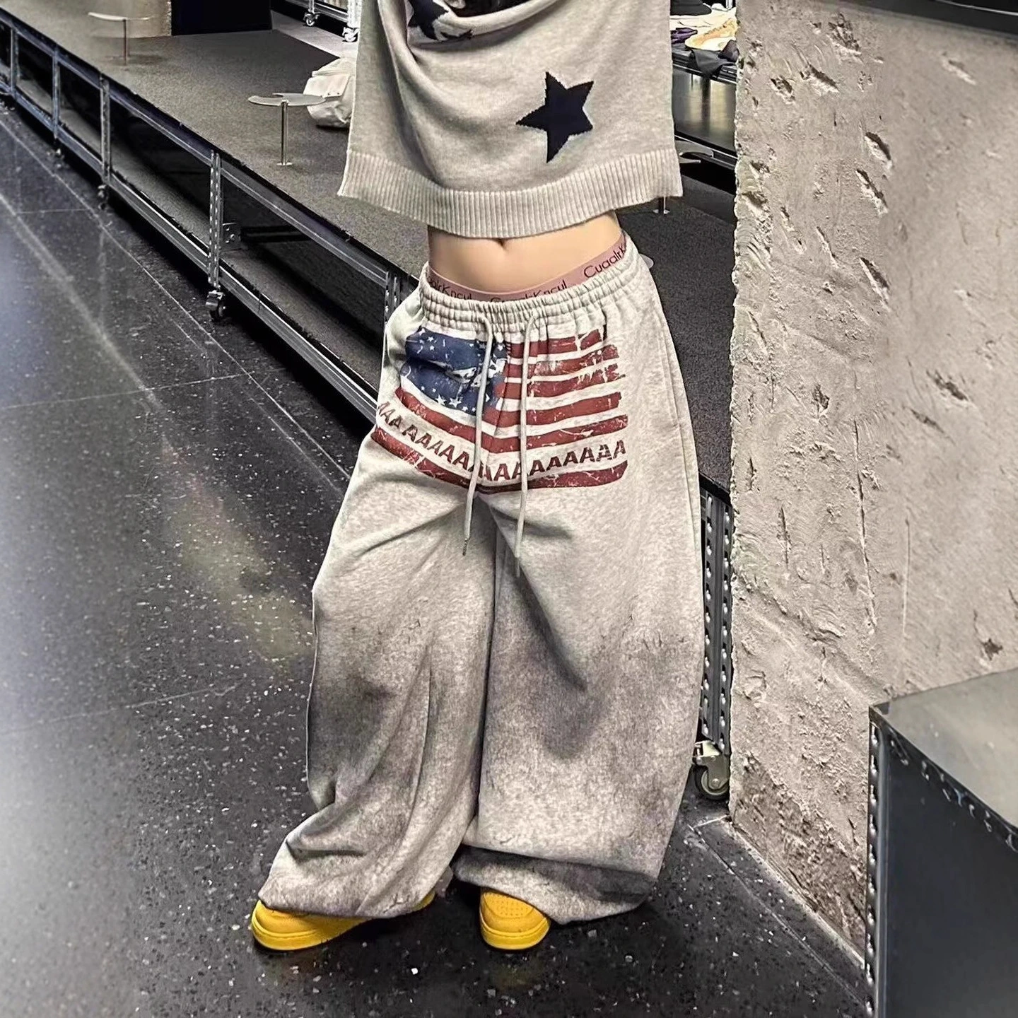 Effortless-Style Denim Jeans Distressed Tie-Dye Wide-Leg Sweatpants Style