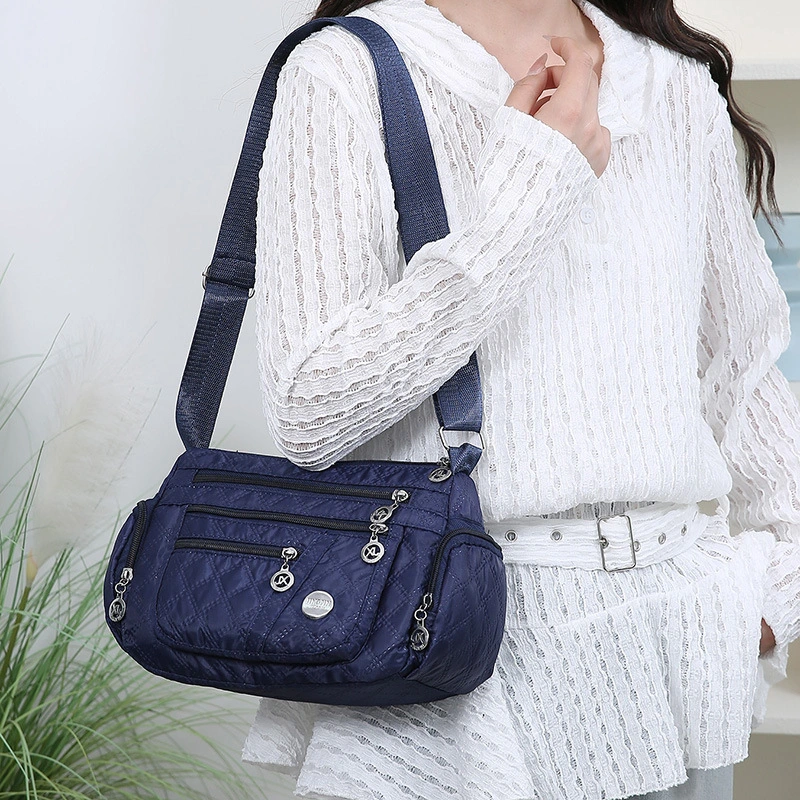 Large-Capacity Quilted Embroidery Thread Simple Shoulder Bag With Three-Layer Storage