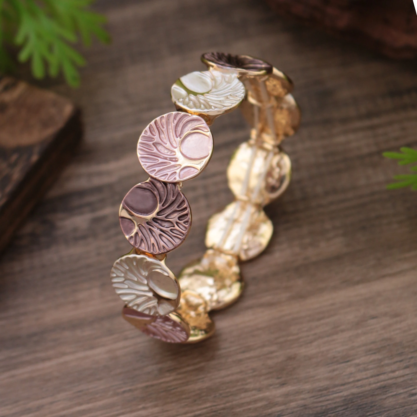 Elegant Versatile Money Tree Alloy Bracelet For Women