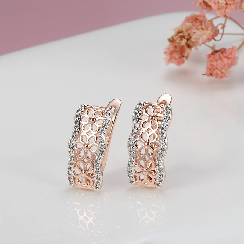 Special-interest Design Copper Plating Fashion Hollowed-out Earrings