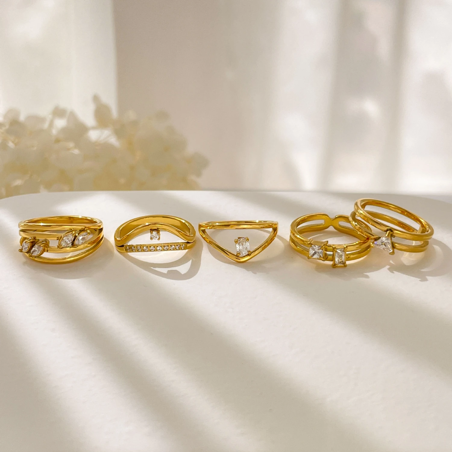 Womens Creative Minimalist Micro-Pave Diamond Ring