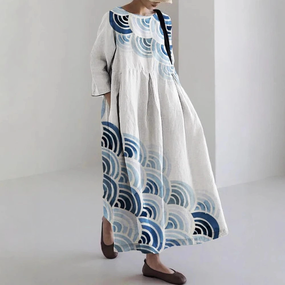 Womens Casual Dress With A Digital Print And A Round Neckline