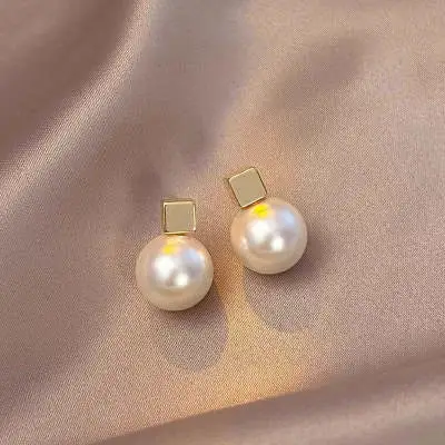 Womens Affordable Luxury Fashion Earrings With Zircon Accents