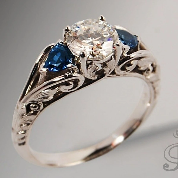 European And American Sapphire Engagement Ring