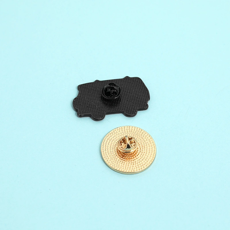 Cartoon-style Fashion Earth Map Green Car Series Student Badgebrooch