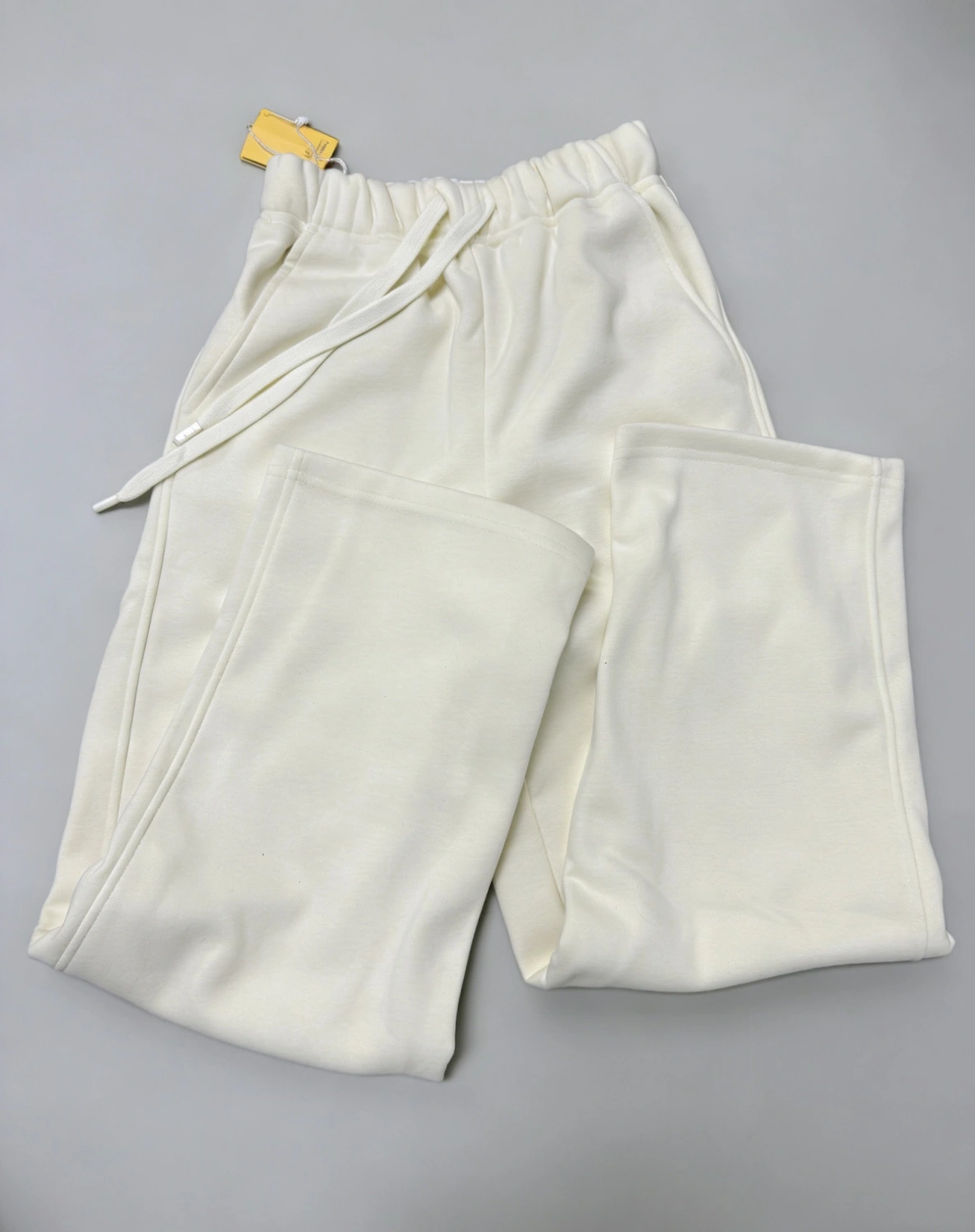 Ladies' Fashionable Sleepwear Versatile