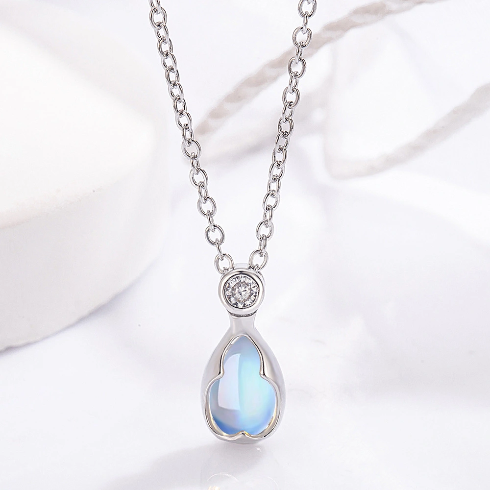 Simple And Stylish Teardrop-shaped Necklace For Women