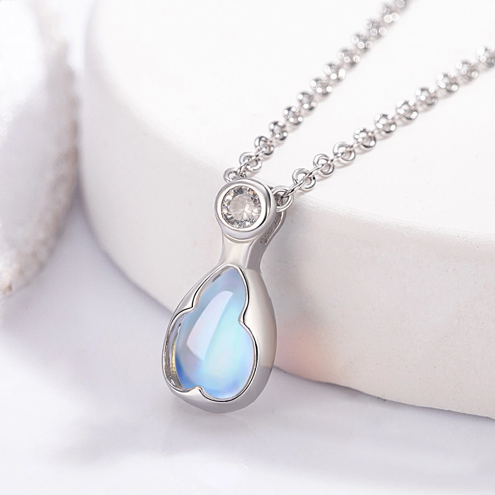 Simple And Stylish Teardrop-shaped Necklace For Women