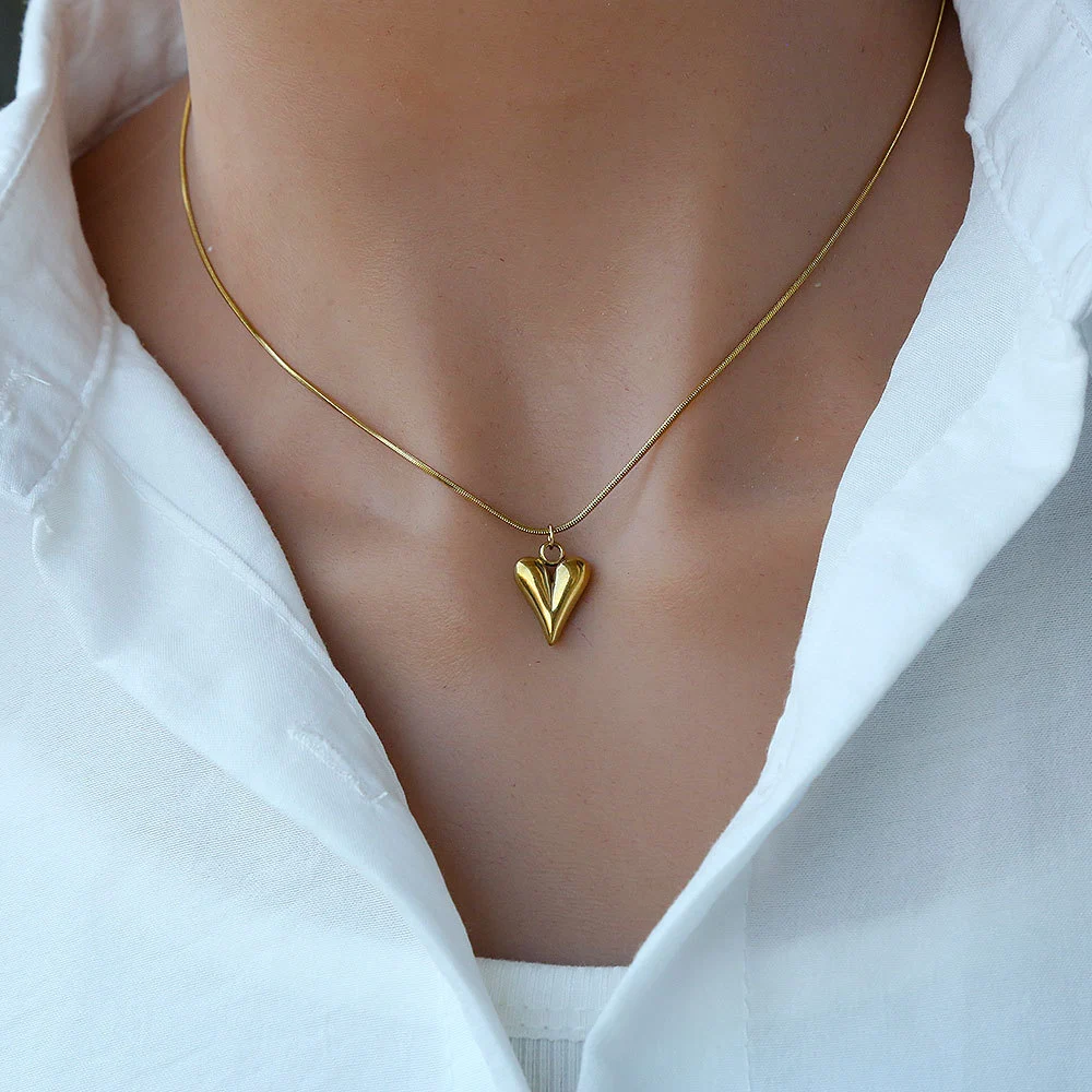 Stylish Titanium Steel Collar Necklace That Wont Fade