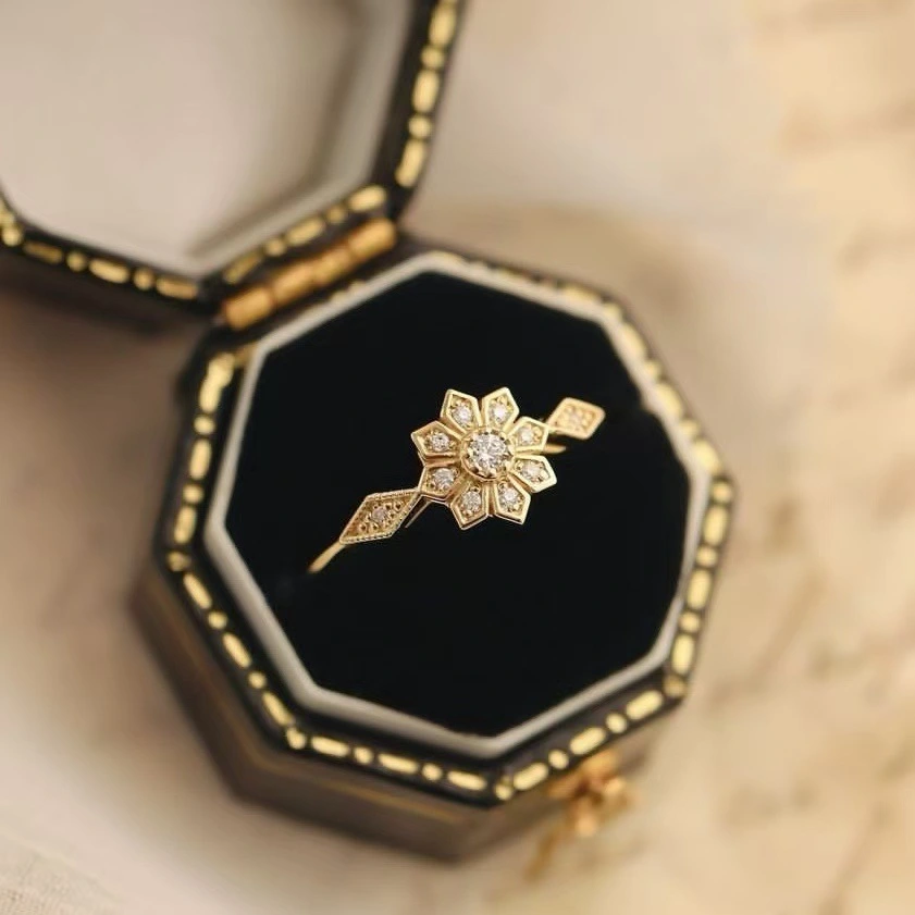 Simple And Stylish Sunflower Womens Snowflake-Shape Ring