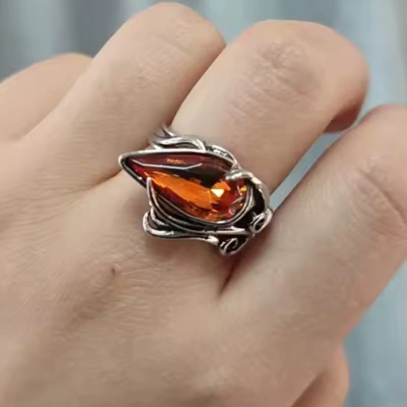 Artistic Retro Long Heart-Shaped Fashionable Line Creative Ring