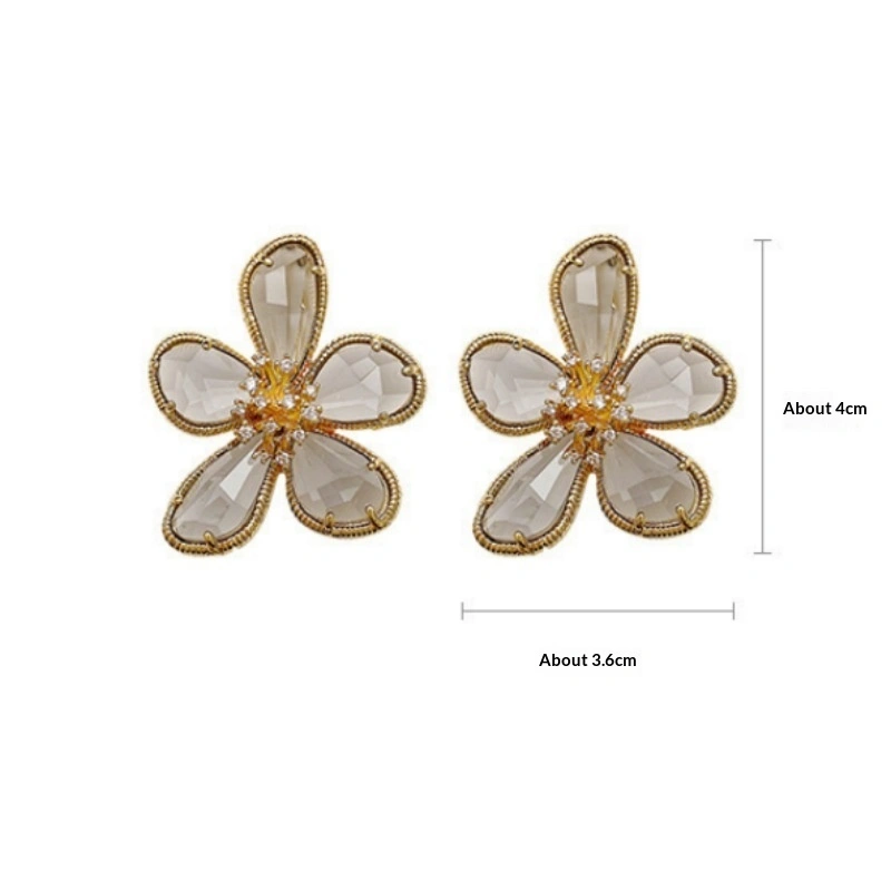 Fashion Temperament Female Flower Earrings