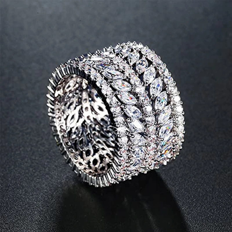 Full-Crystal Floral Leaf Ring Fashionable