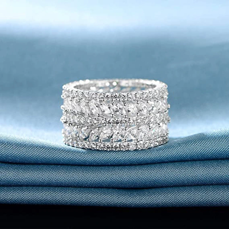 Full-Crystal Floral Leaf Ring Fashionable