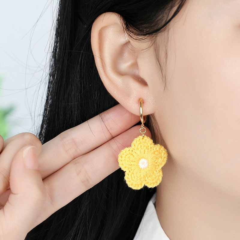 Female Creative Versatile Knitted Flower Earrings