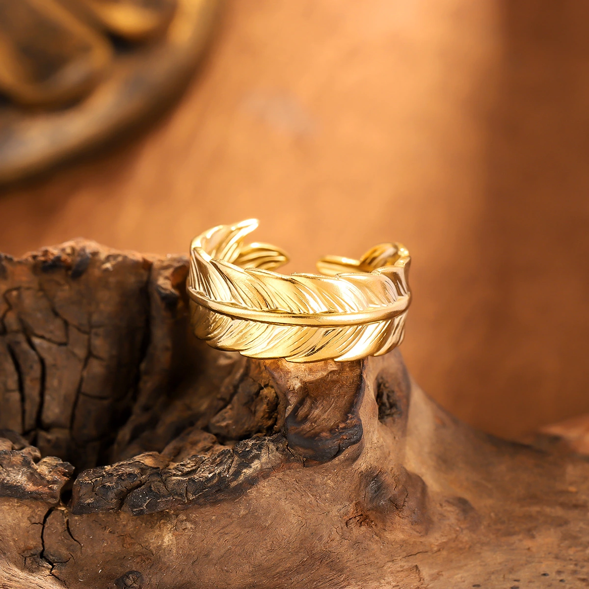 INS Style High-End Titanium Steel Ring, Gold Plated Stainless Steel, Anti-Fade All-Match Band