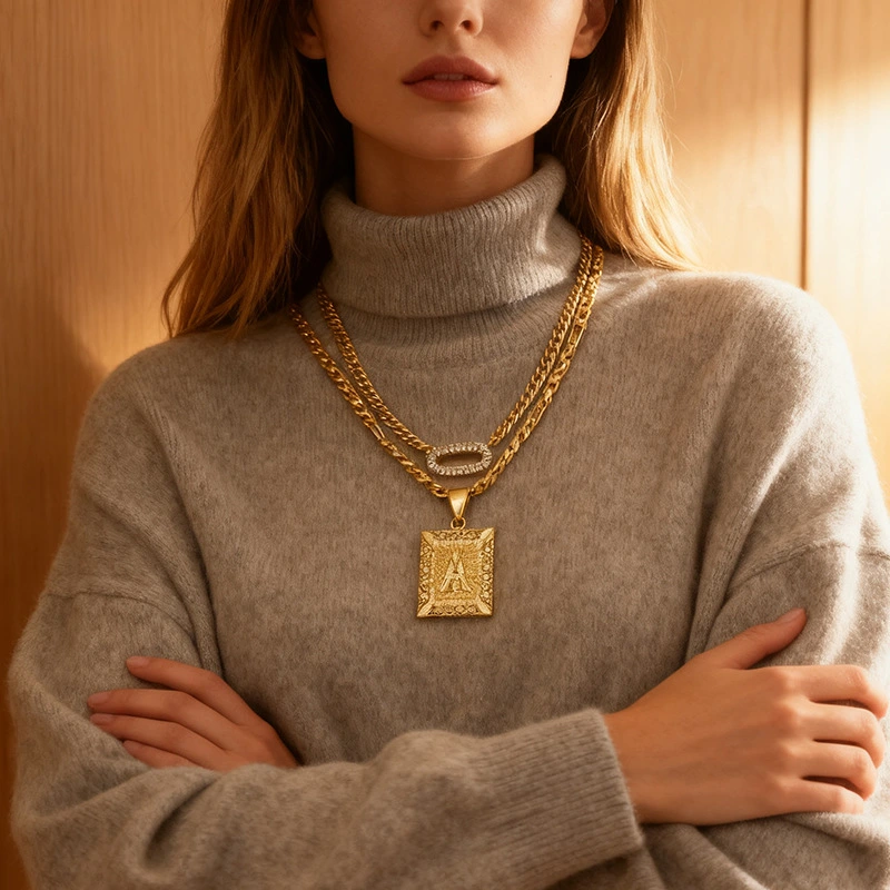 New Double-layer Gold 26-letter Necklace With Zircon Circles