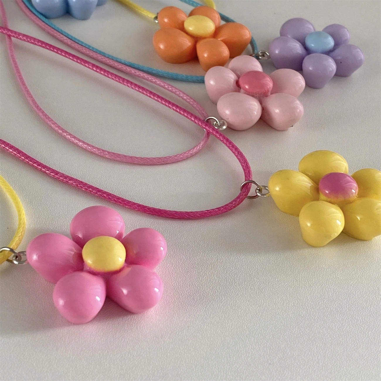 Women's Cute And Sweet Five-Petal Flower Necklace