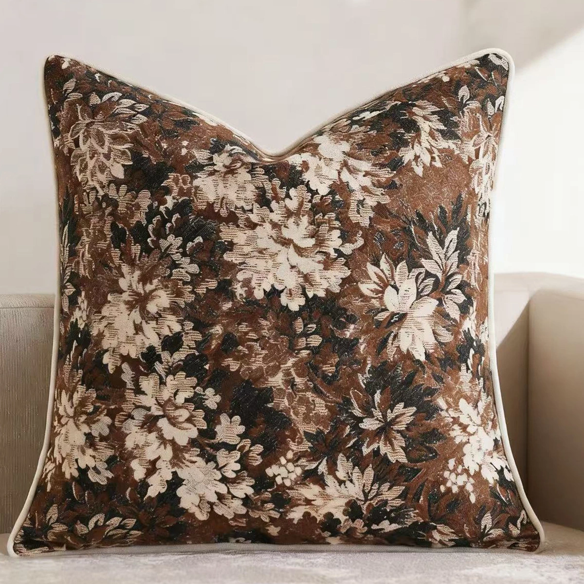 Vintage Floral Chenille Yarn-Dyed Jacquard Pillowcase