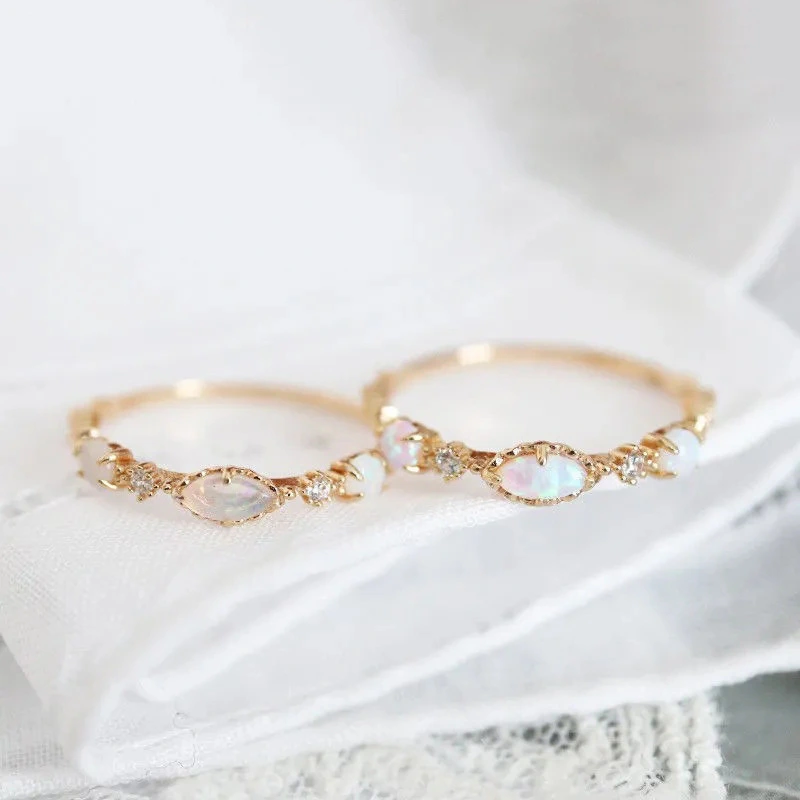 Ultra Exquisite Shimmering Japanese Ring