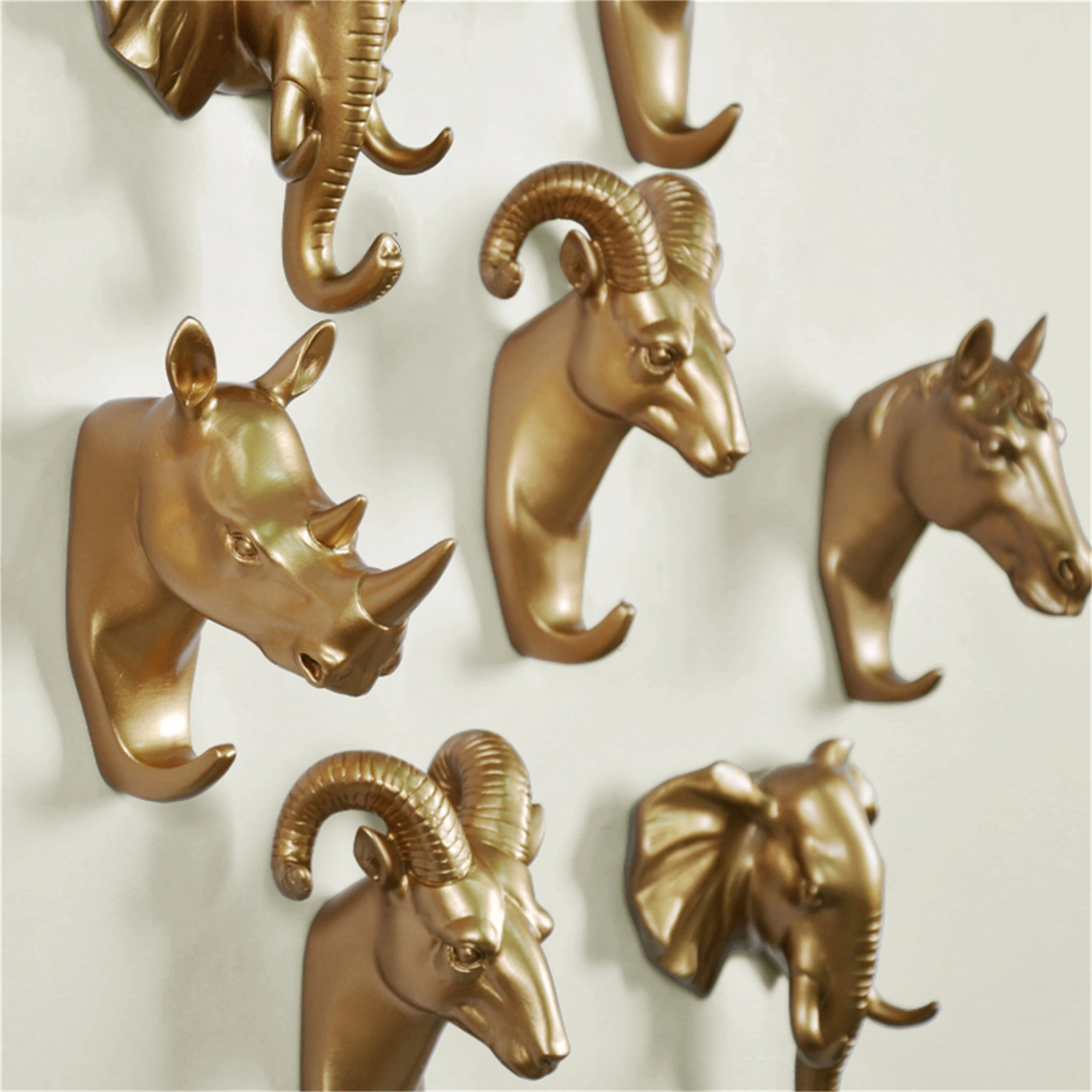 Creative Animal Head Wall Hanging