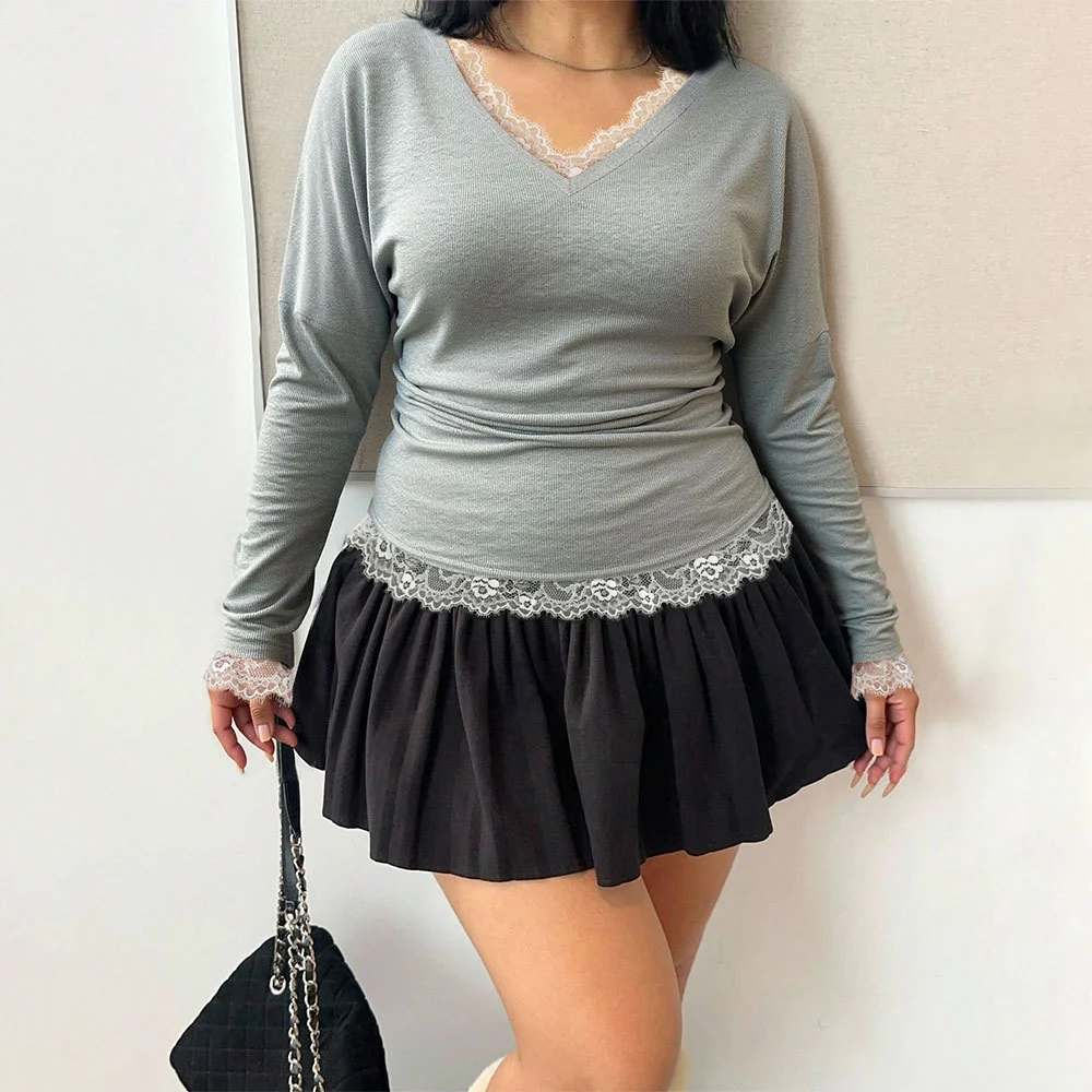Sweet, Celebrity-style Inner-layer Base Top