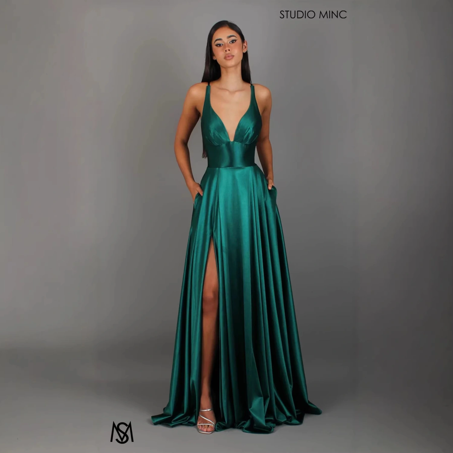 Women's Strap Solid Color V-Neck Dress