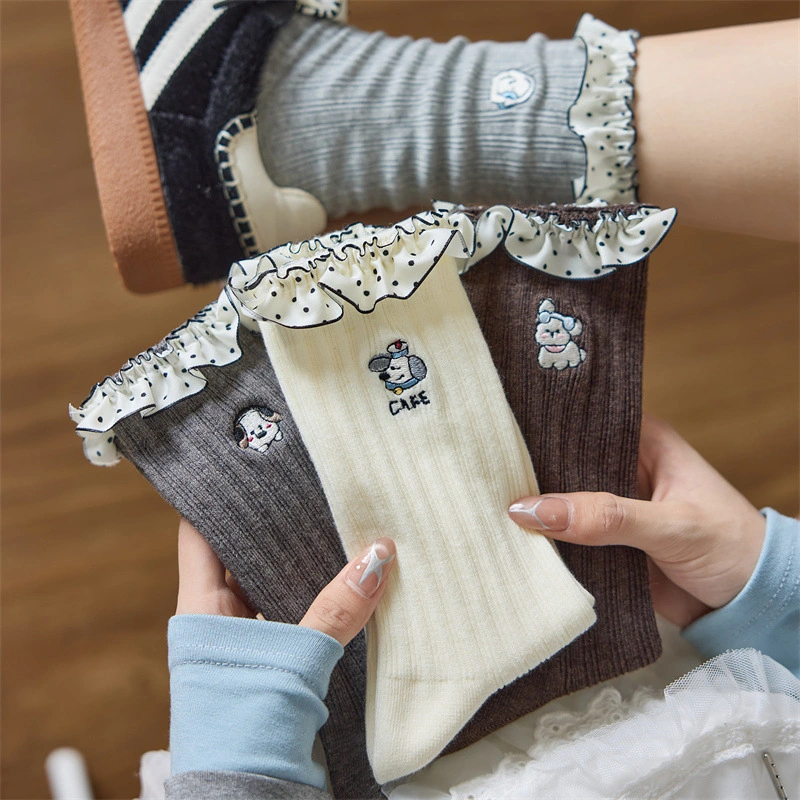 Pure Cotton Lace Cartoon Embroidered Mid-calf Socks
