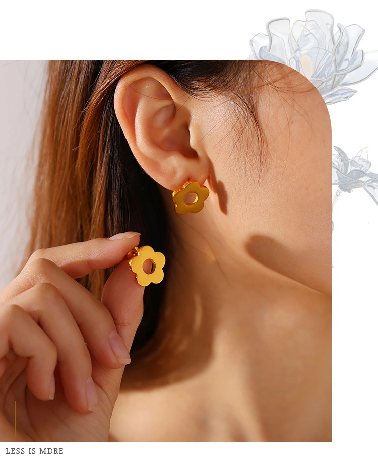 Fresh And Sweet Versatile Smooth Flower Stud Earrings For Women, Stainless Steel, Niche INS Style, Daily Jewelry.