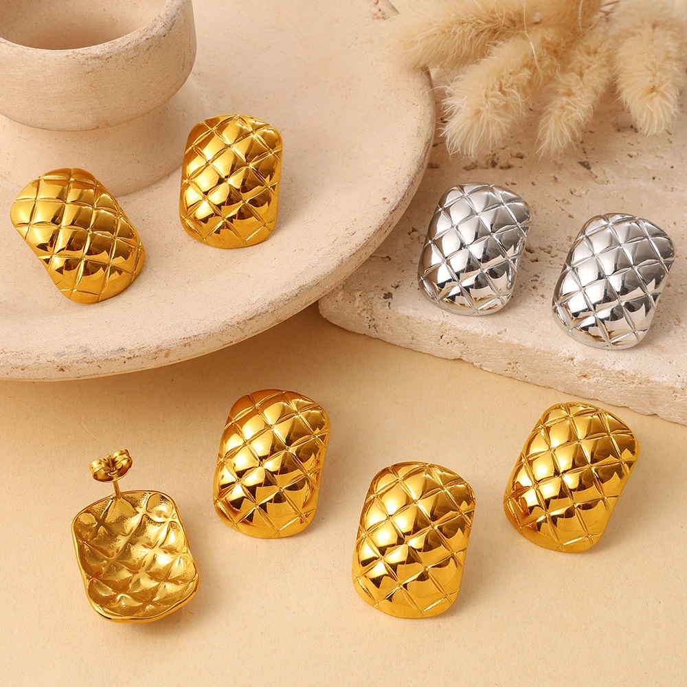 INS Style Quilted Pattern Stainless Steel Stud Earrings, 18K Gold Plated, High-End Niche Design Earrings