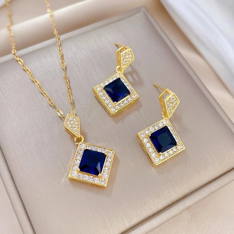 Blue Diamond Necklace And Earrings Suite