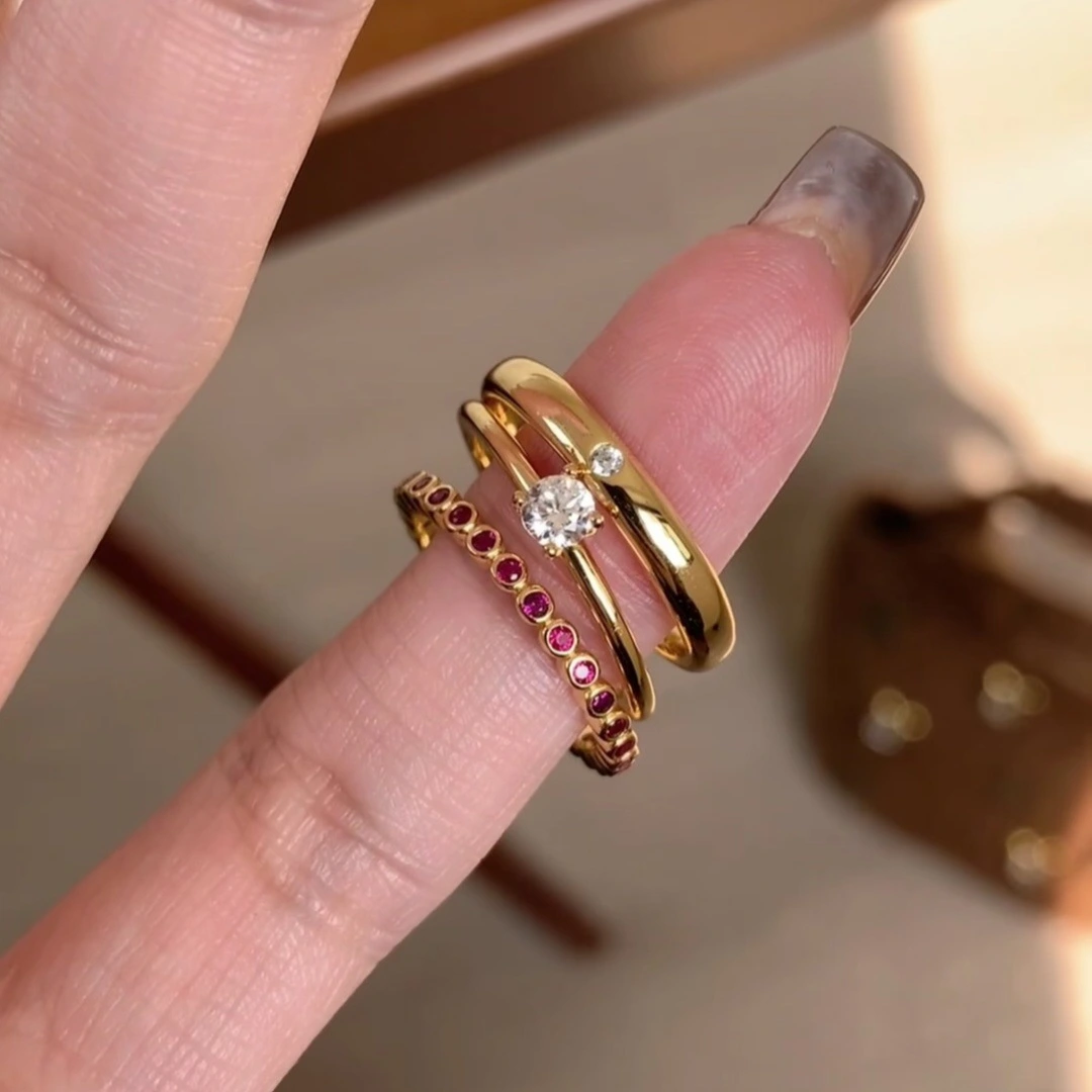Fine Red Diamond Dot Diamond Plain Ring Gold Ring
