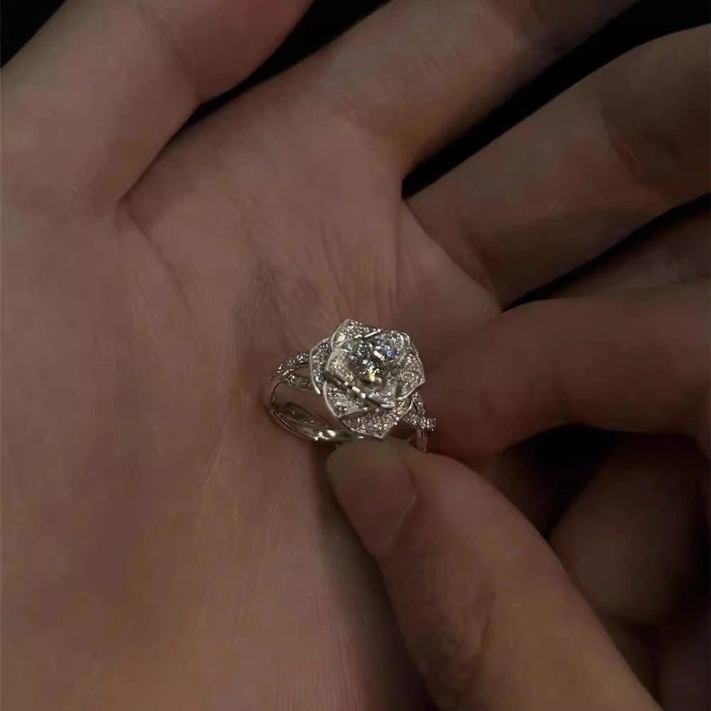 Clear And Cool Zircon Micro Inlaid Three-dimensional Rose Ring