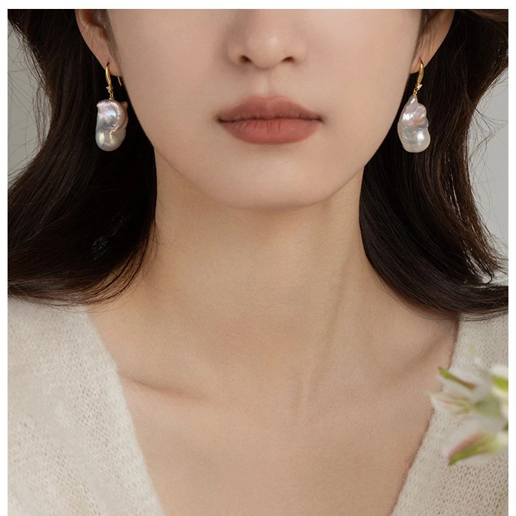 Irregular Pearl Earrings Light Luxury High-end Vibe Vintage Style Versatile